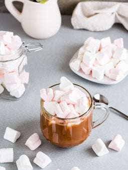 hot chocolate and marshmallows