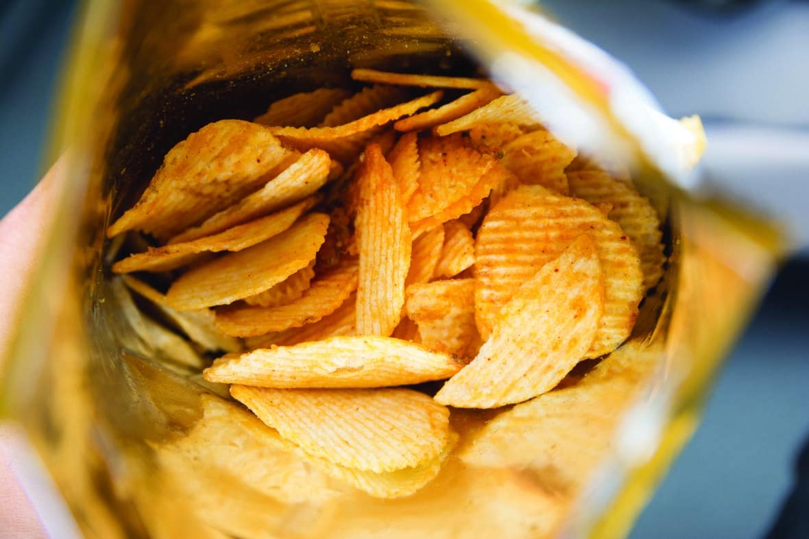 Potato chips fried with cottonseed oil