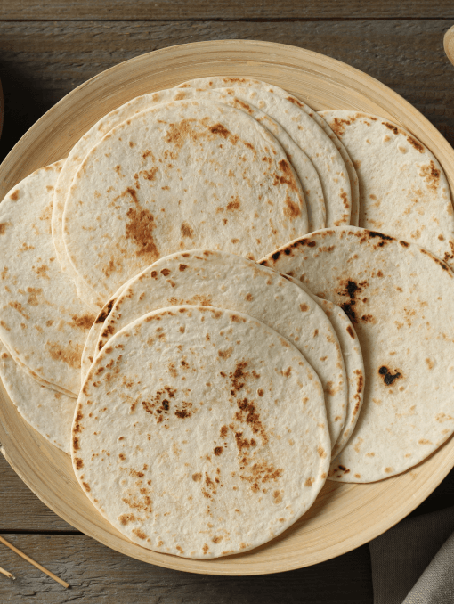 A plate with flour tortillas