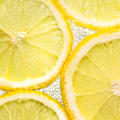 slices of lemon