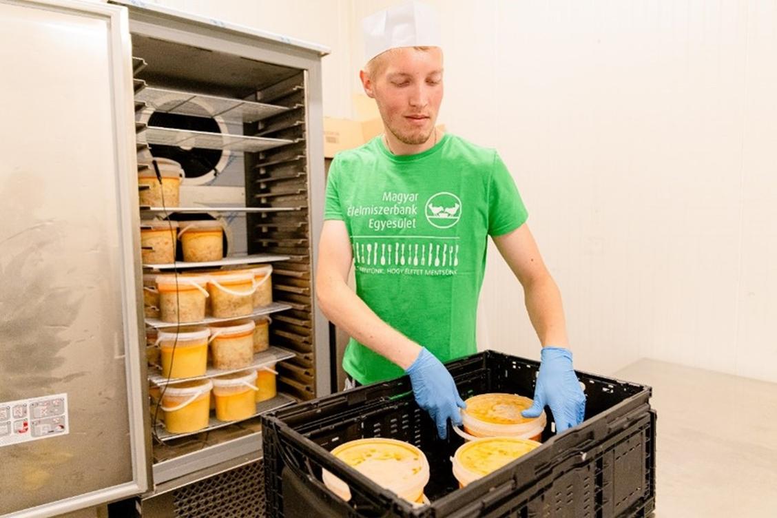 ADM Hungarian Food Bank