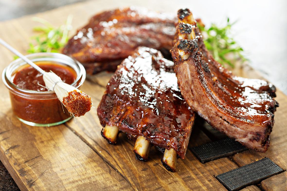 Ribs with BBQ sauce 